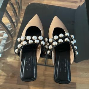 Zara flats. Never worn. NWOB. Size 7.5.